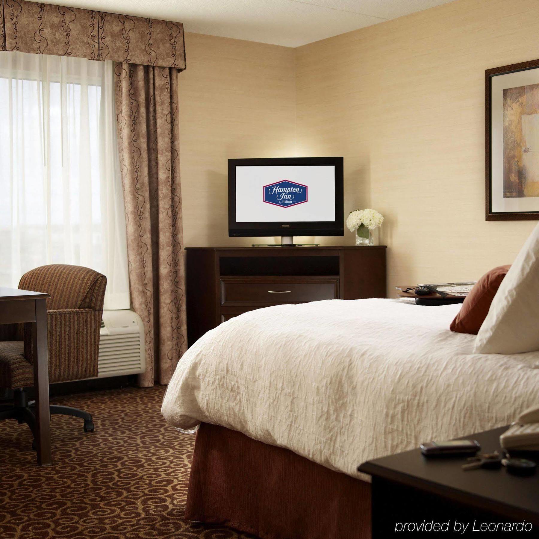 Hampton Inn By Hilton North Bay Værelse billede